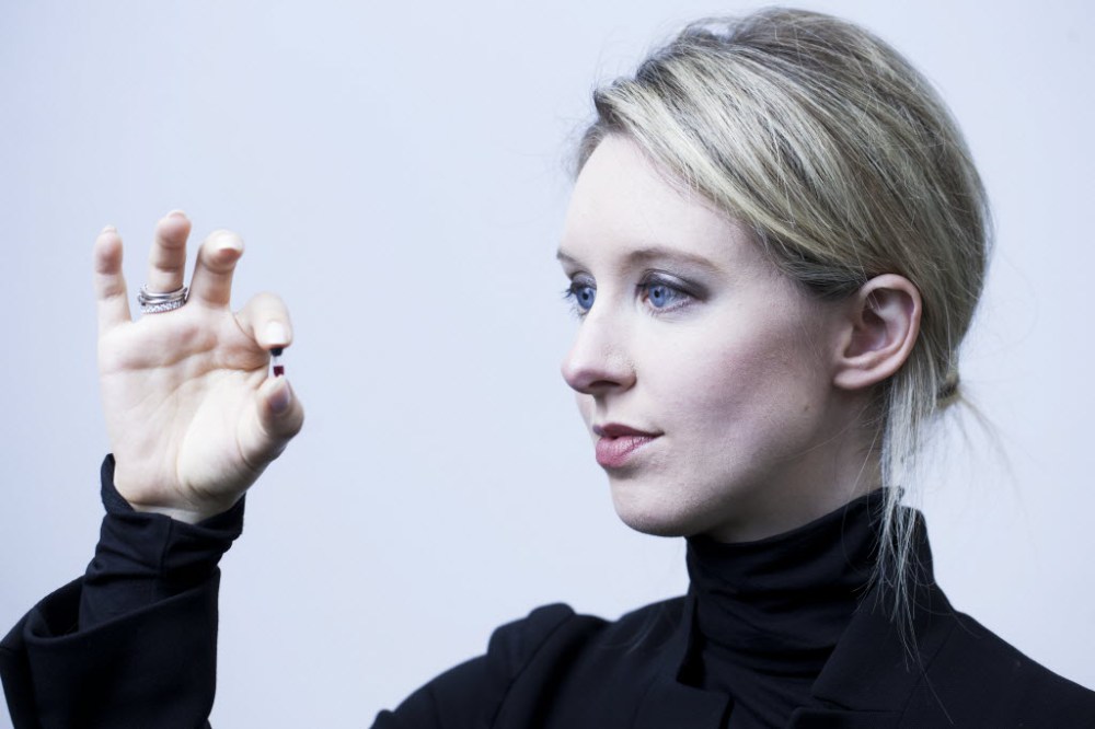 จับธุรกิจ เปลี่ยนโลกแบบ Elizabeth Holmes