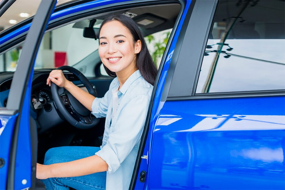 why-should-buy-car-insurance-for-woman