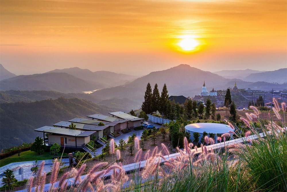 half-and-half-thailand-travel-measure