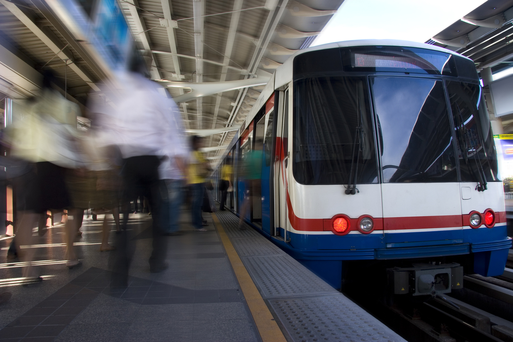 20-baht-per-trip-sky-train-government-measures