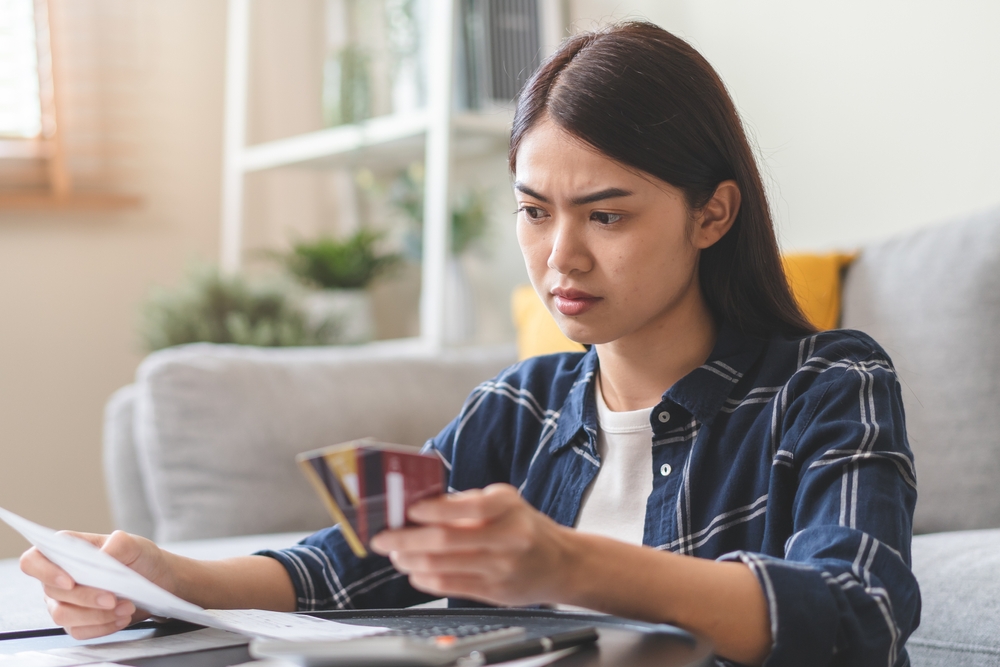the-effects-of-stopping-credit-card-debt-payments